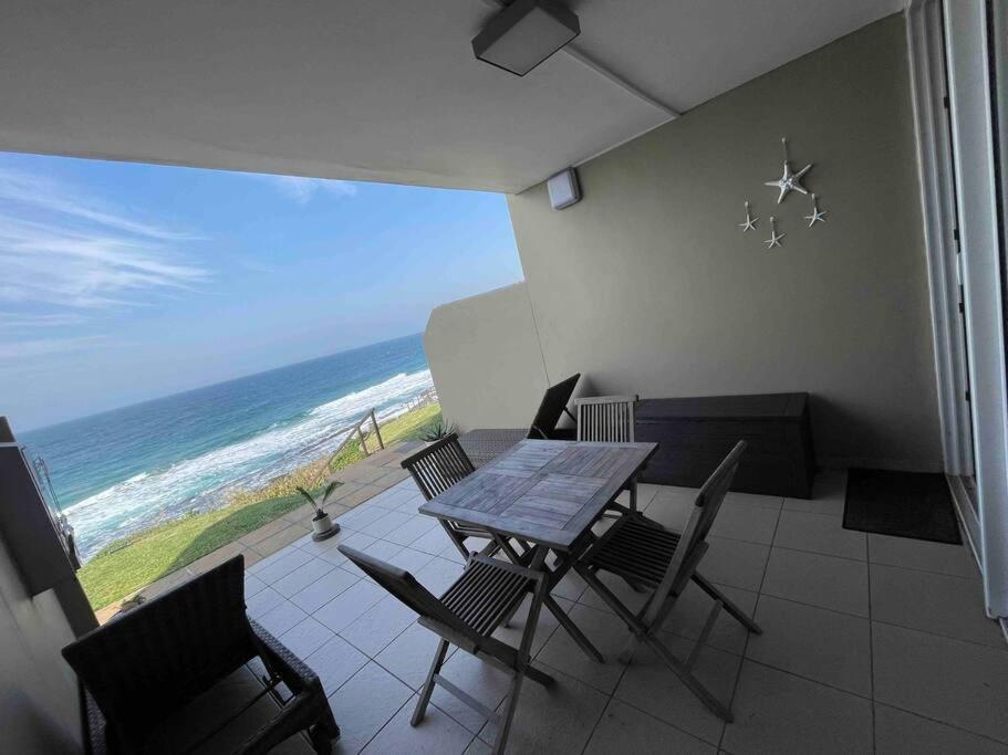 Apartment Modern And Stylish Pad With Stunning Ocean View *