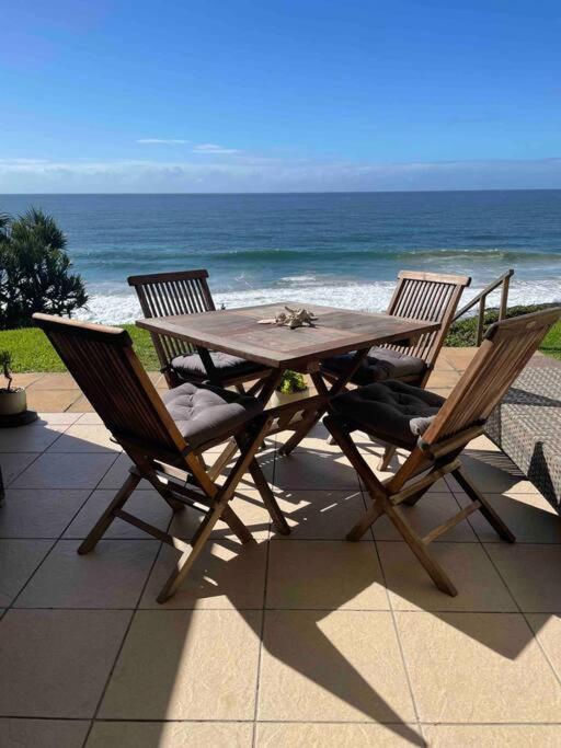 Apartment Modern And Stylish Pad With Stunning Ocean View