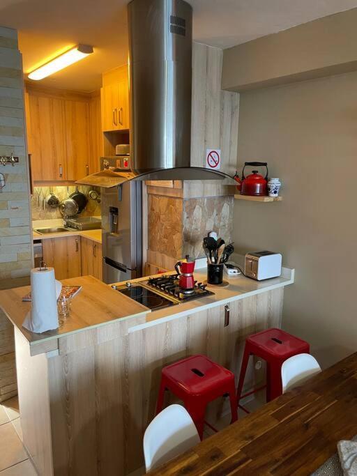 Modern And Stylish Pad With Stunning Ocean View Appartement